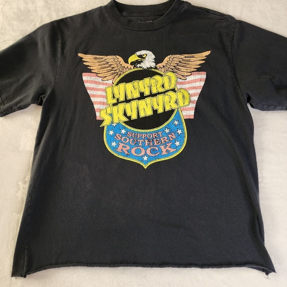 Lynyrd Skynyrd Tshirt With Two Side Graphics Size Small